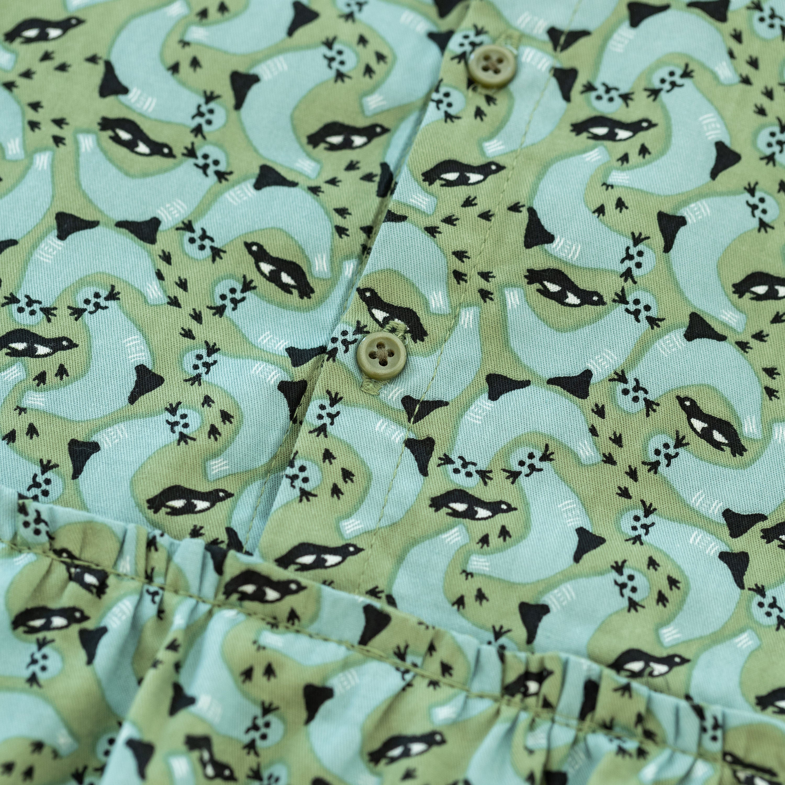 Ζωή Πιγκουίνος Φώκιας με Φόρεμα