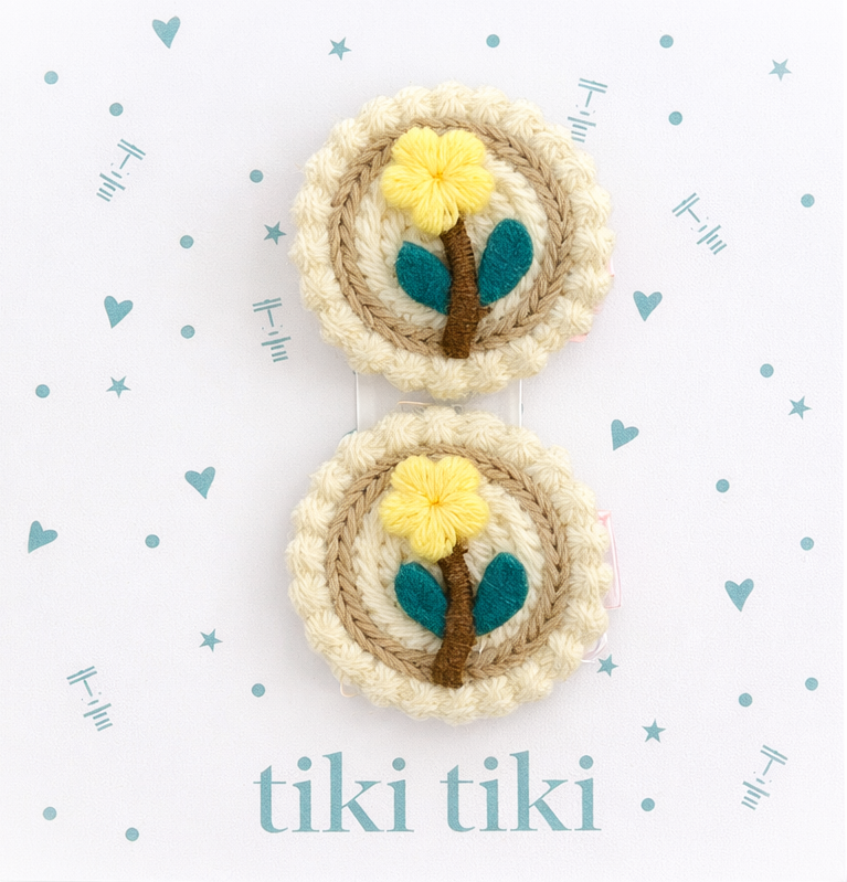 Sunny Bloom Knitted Hair Clip Set