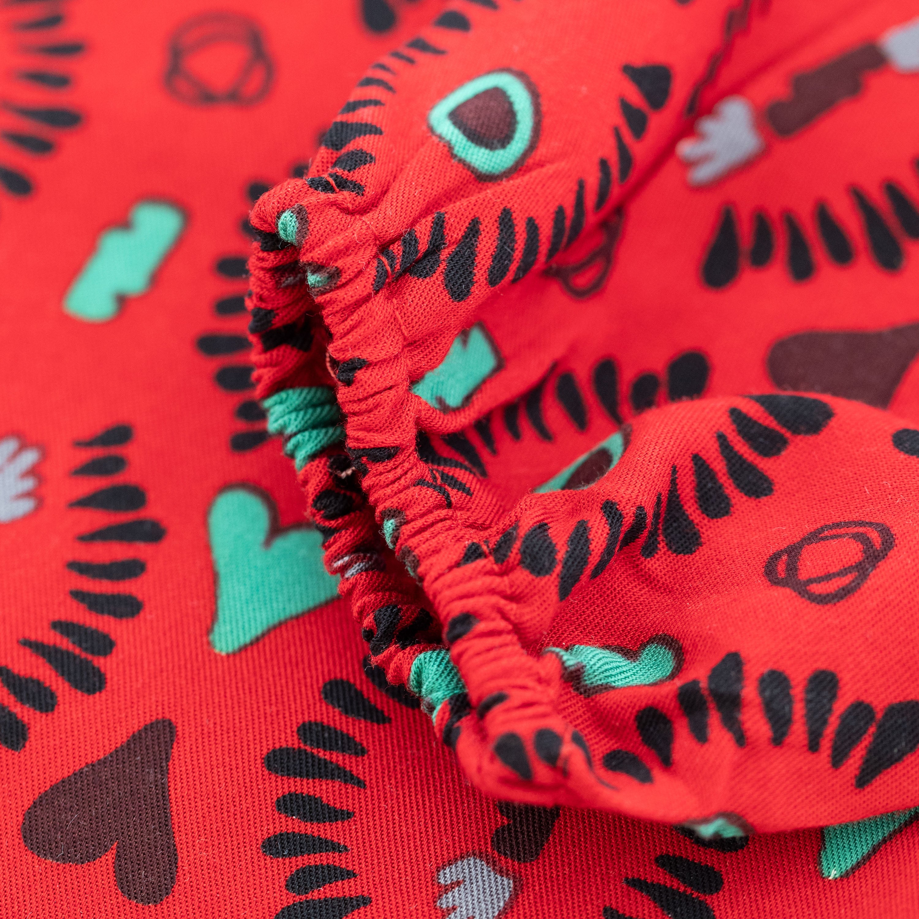 Tiki Dress Hearts